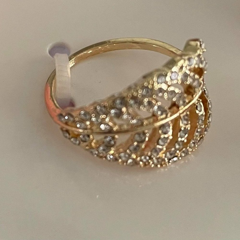 Leaf Charm Ring
